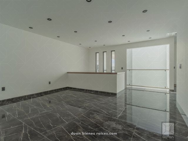 place photo 86