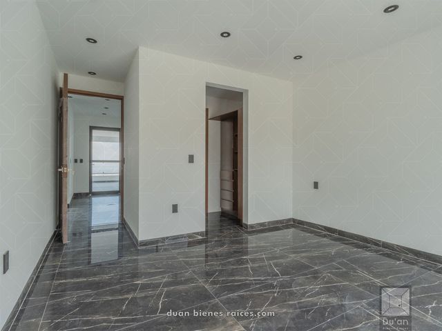 place photo 99