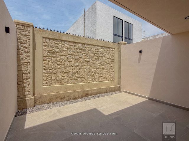 place photo 47