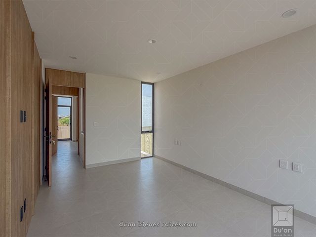 place photo 84