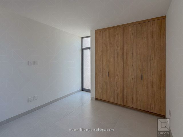 place photo 87