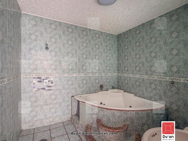 place photo 50