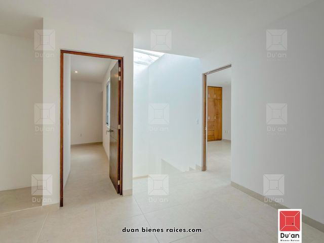 place photo 54