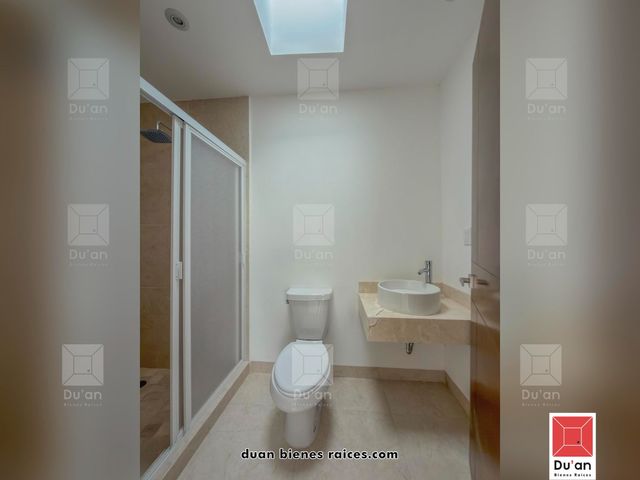 place photo 56