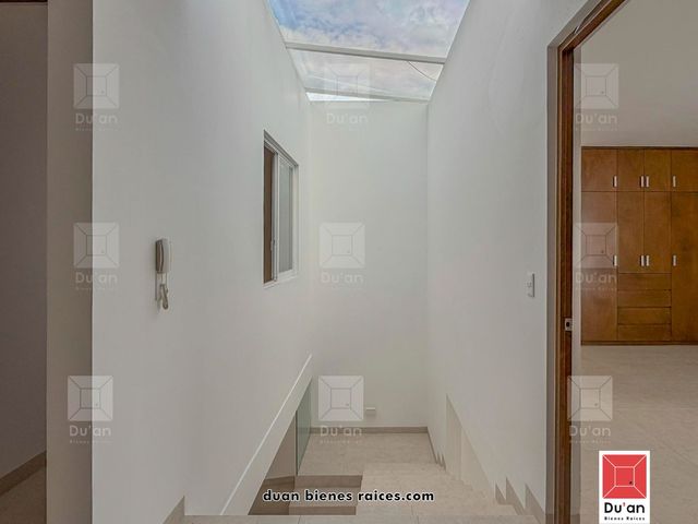 place photo 73