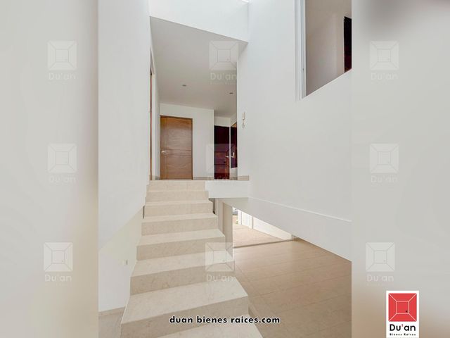 place photo 76