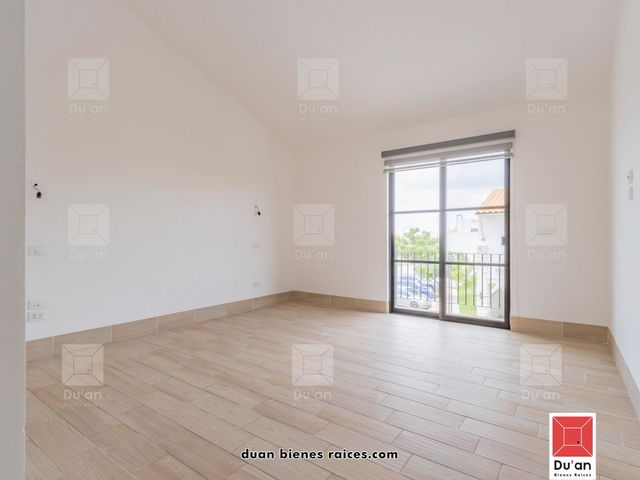 place photo 86