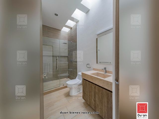 place photo 62
