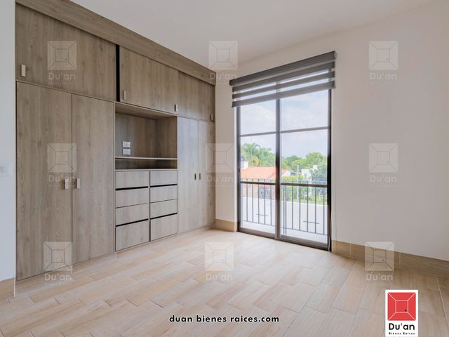 place photo 67
