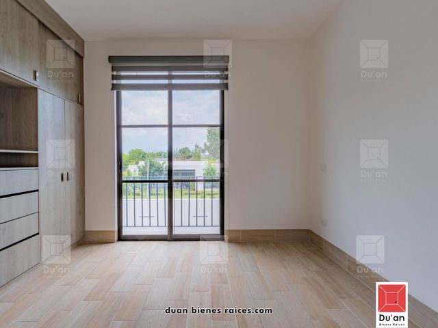 place photo 68