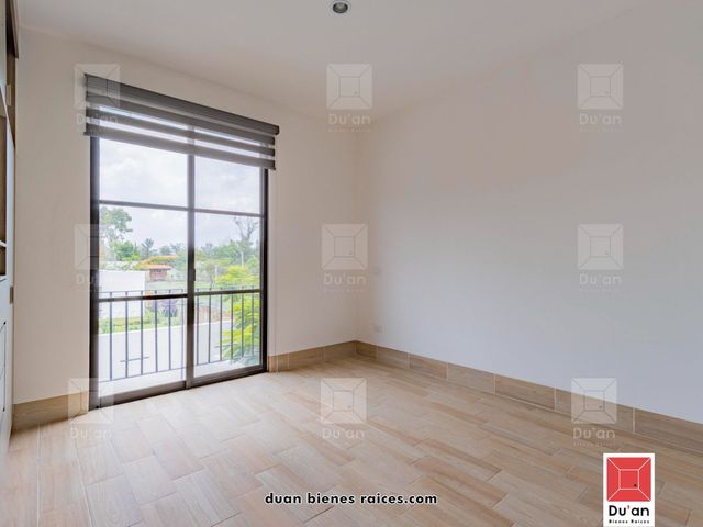 place photo 73