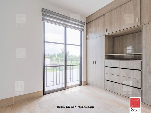 place photo 77