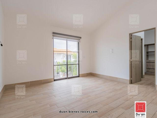 place photo 89