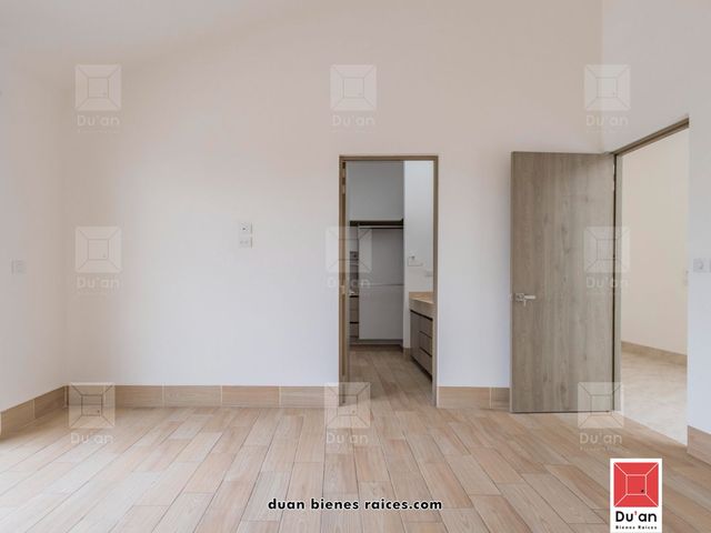 place photo 91