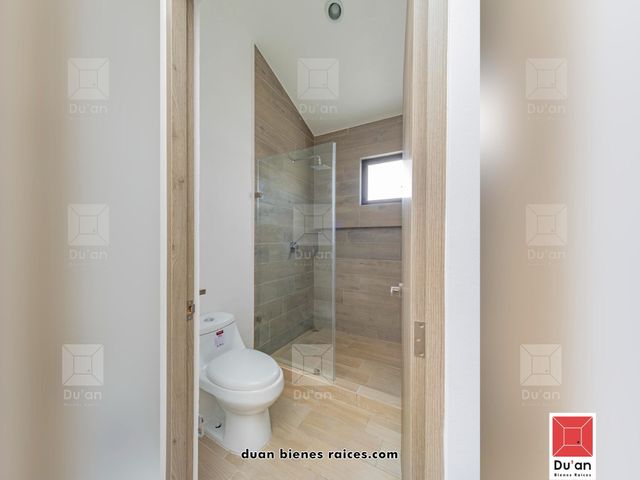 place photo 98