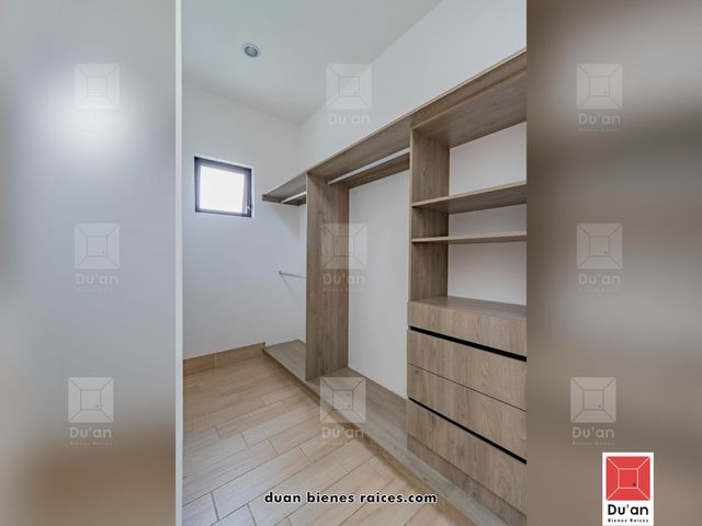 place photo 103