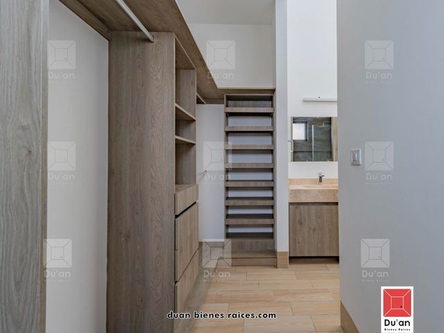 place photo 105