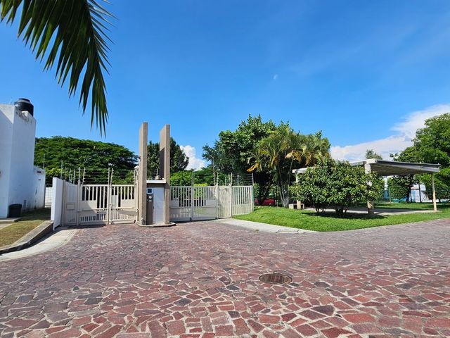 place photo 26