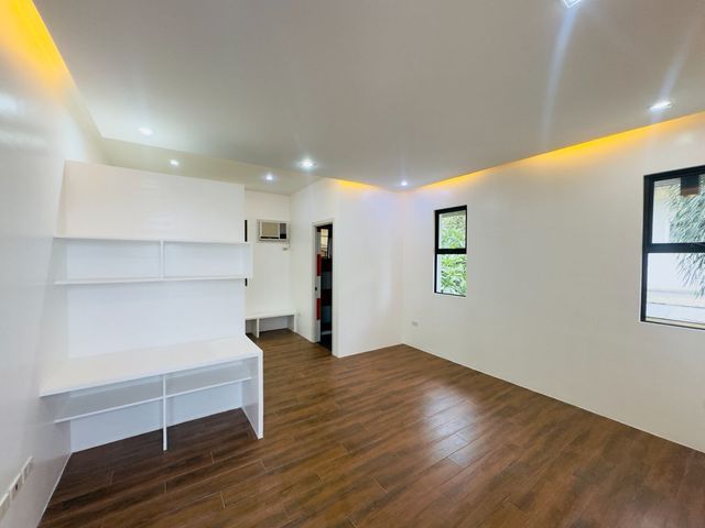 place photo 63