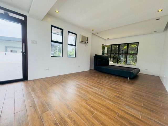 place photo 72