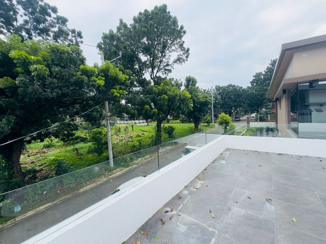 place photo 83