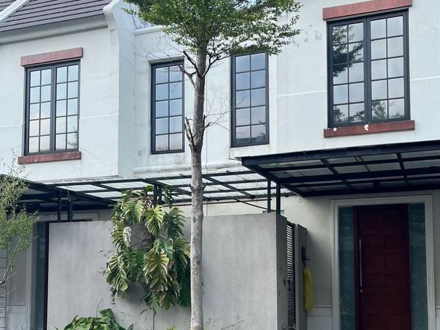 Termurah Rumah Minimalis 2 Lantai Siap Huni di Grand Harvest, Surabaya Barat