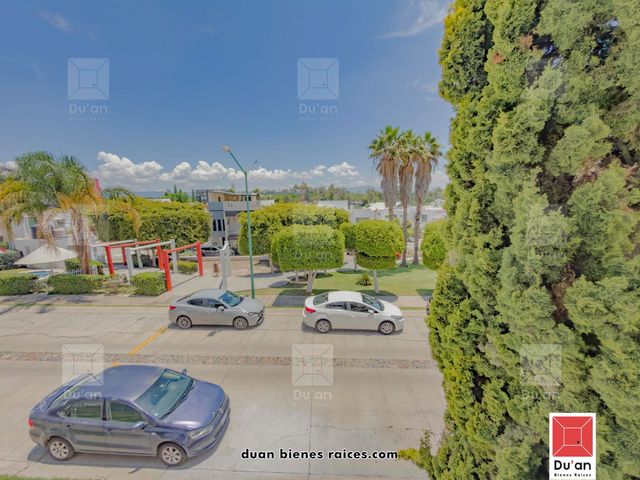 place photo 52