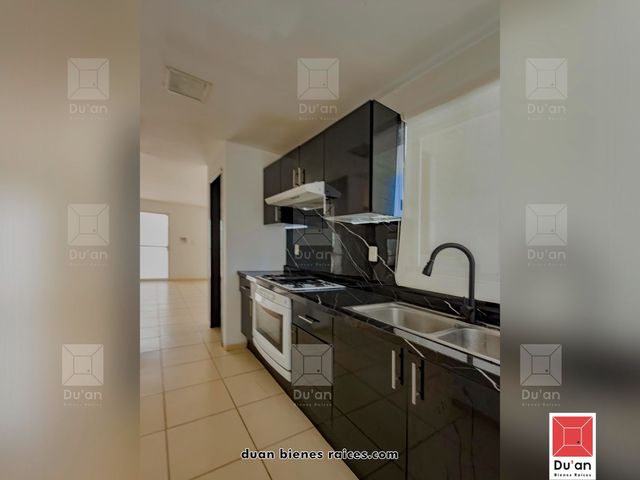 place photo 100