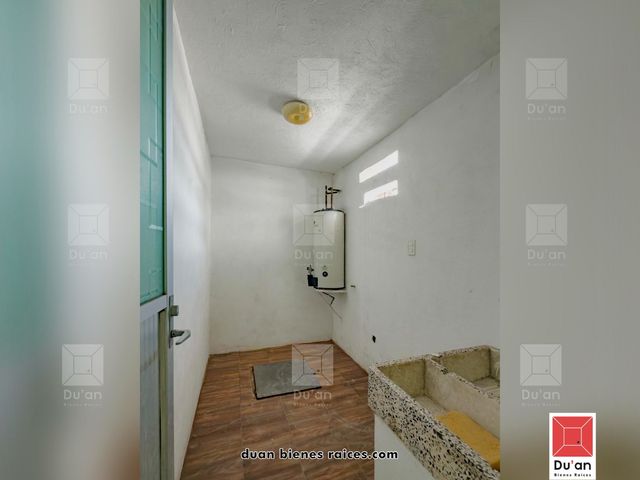 place photo 110
