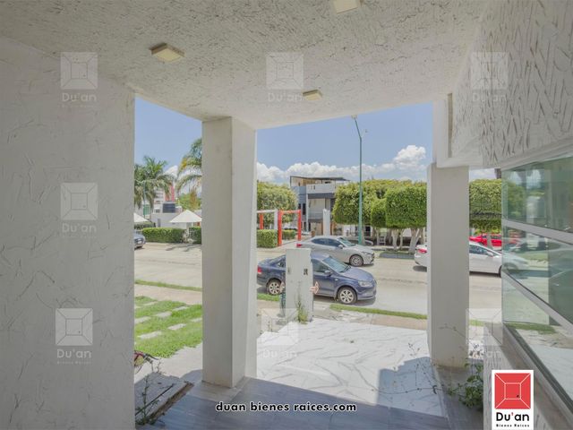 place photo 113