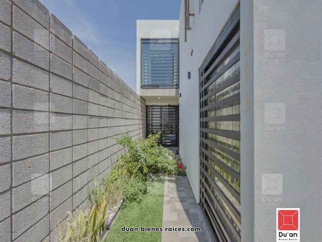 place photo 54