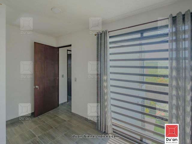 place photo 70