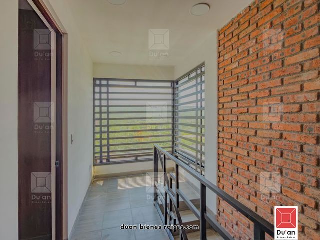 place photo 82