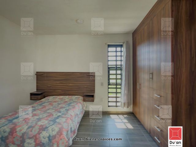 place photo 90