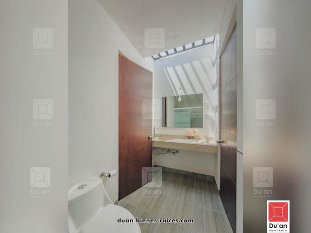 place photo 97
