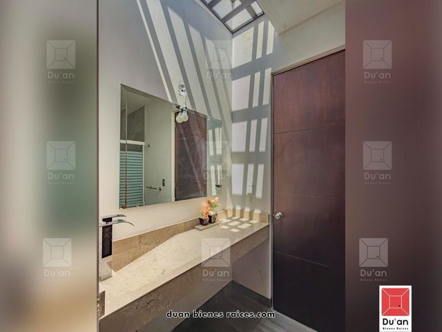 place photo 98