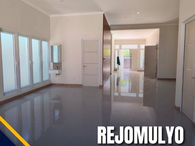 Dijual Rumah di Rejomulyo Semarang Timur