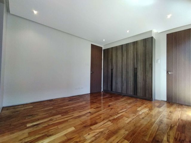 place photo 65