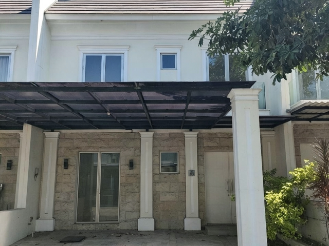 Rumah greenland residence Cluster garbera  Row jalan utama 4 mobil bisa lewat
