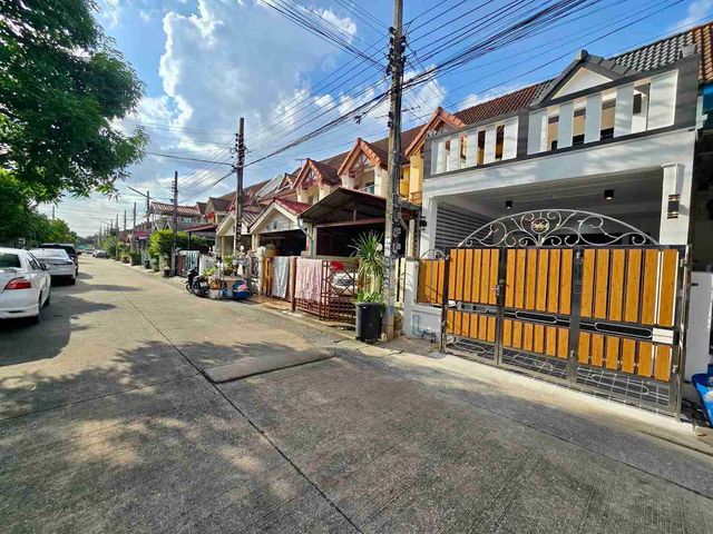 place photo 25