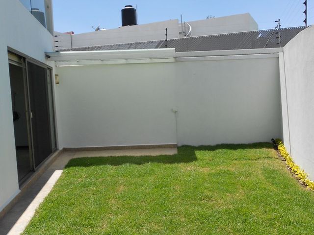 place photo 98