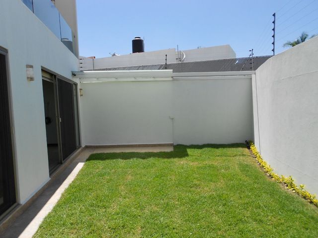 place photo 97