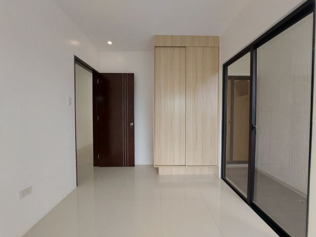place photo 47