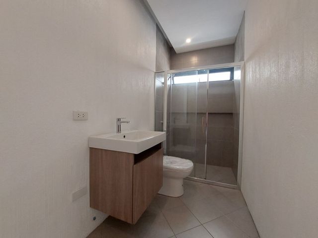 place photo 52