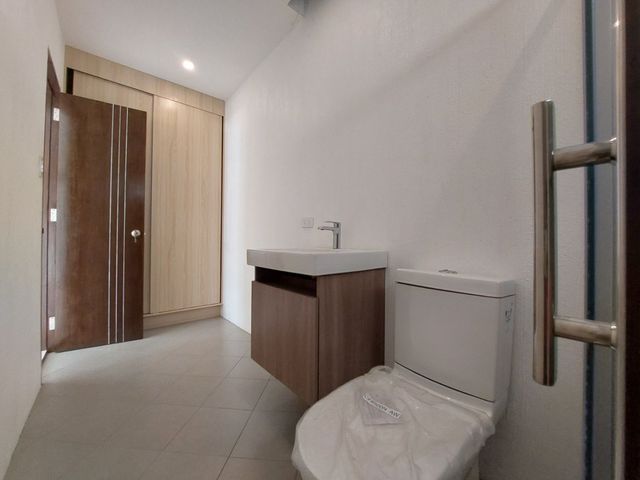 place photo 53