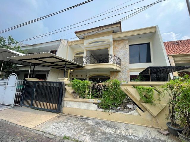 Dijual rumah darmo permai selatan