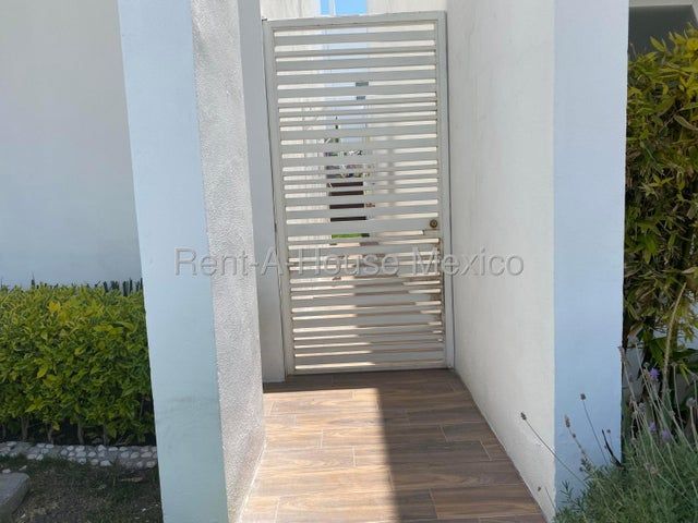 place photo 45