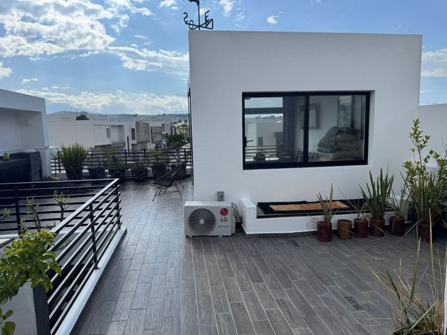 place photo 34