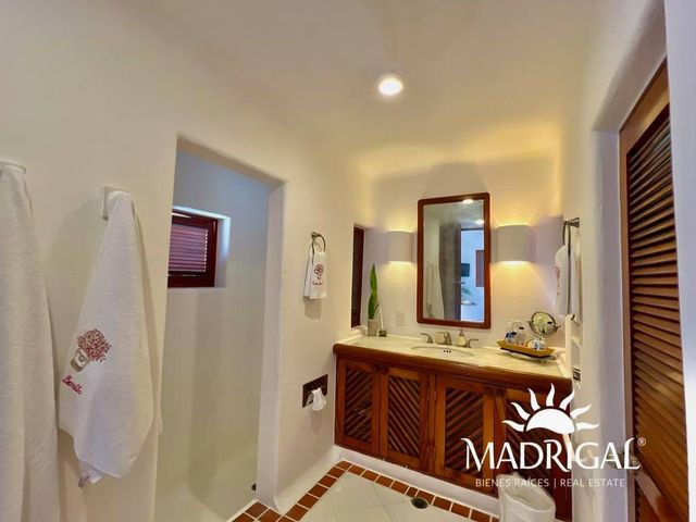 place photo 49