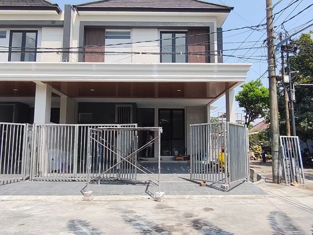 Rumah Taman Pondok Indah New Minimalis Row Jalan 3 mobil Hook Carport 2 mobil